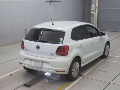 2015 Volkswagen Polo 6RCJZ[1]