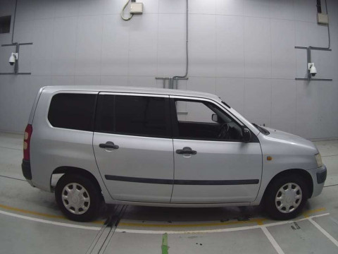 2005 Toyota Succeed Van NCP51V[2]