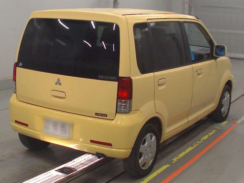 2002 Mitsubishi eK Wagon H81W[1]