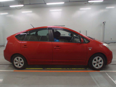 2009 Toyota Prius NHW20[2]