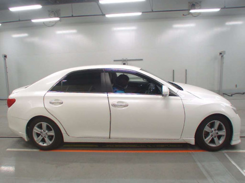 2012 Toyota Mark X GRX130[2]