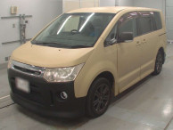 2007 Mitsubishi Delica D5