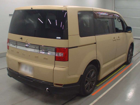 2007 Mitsubishi Delica D5 CV5W[1]