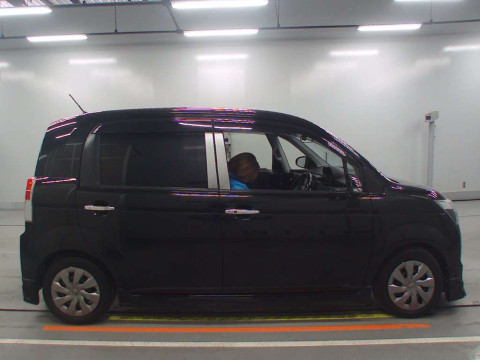 2013 Toyota Spade NCP141[2]