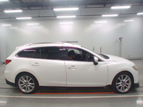 2013 Mazda Atenza Wagon GJ2FW[2]