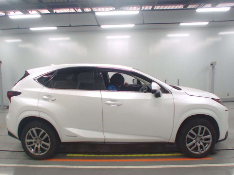 2015 Lexus NX AYZ15[2]