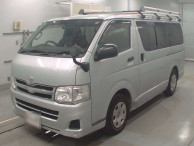 2011 Toyota Regiusace Van