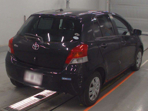 2010 Toyota Vitz KSP90[1]