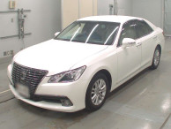 2014 Toyota Crown