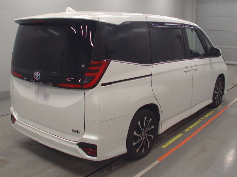 2023 Toyota Noah ZWR90W[1]