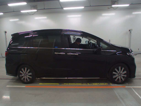 2021 Honda Odyssey RC1[2]