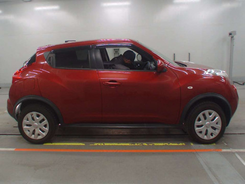 2014 Nissan JUKE YF15[2]