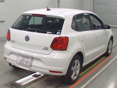 2015 Volkswagen Polo 6RCJZ[1]