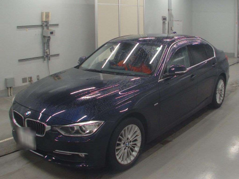 2013 BMW 3 Series 3D20[0]