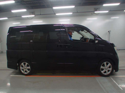 2006 Nissan Elgrand ME51[2]