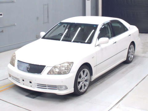 2004 Toyota Crown GRS182[0]