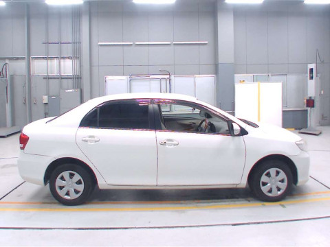 2010 Toyota Corolla Axio NZE141[2]