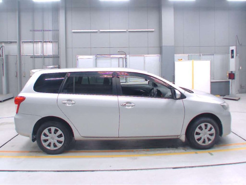 2009 Toyota Corolla Fielder ZRE144G[2]