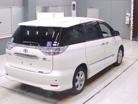 2011 Toyota Estima Hybrid AHR20W[1]