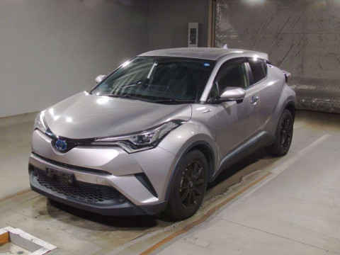 2018 Toyota C-HR ZYX10[0]