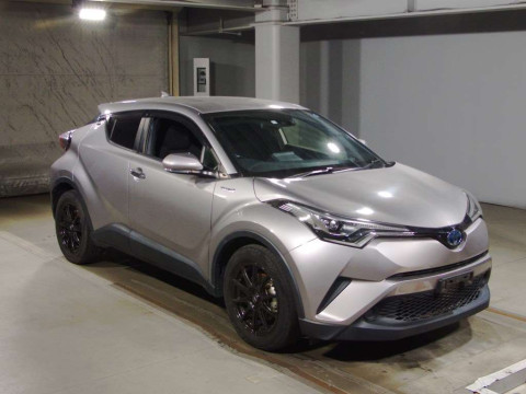 2018 Toyota C-HR ZYX10[2]