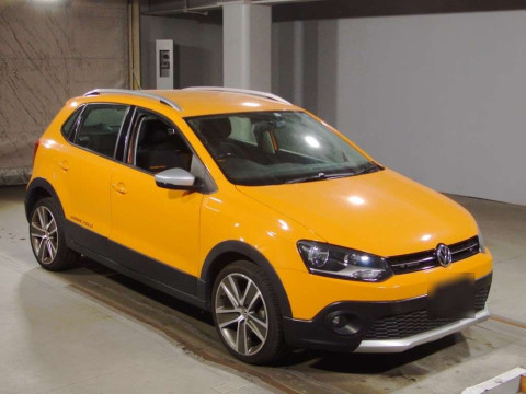 2011 Volkswagen Polo 6RCBZW[2]