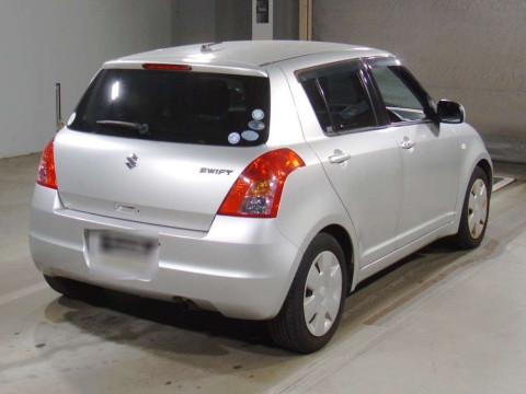 2010 Suzuki Swift ZC71S[1]