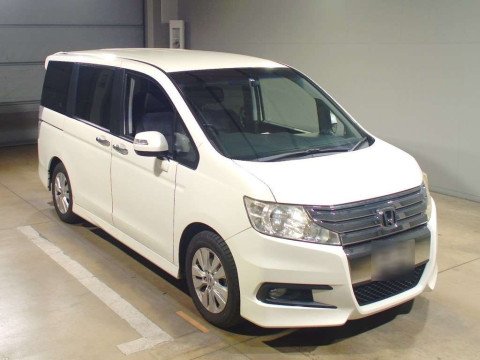 2012 Honda Step WGN Spada RK5[2]