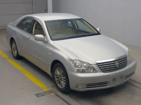 2008 Toyota Crown GRS180[2]