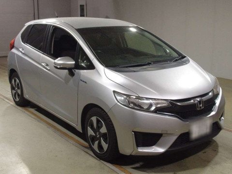 2016 Honda Fit Hybrid GP5[2]