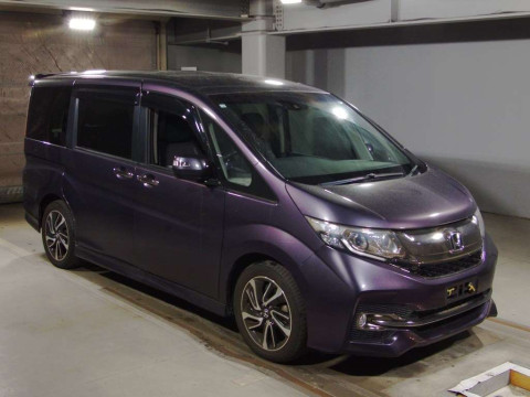 2017 Honda Step WGN Spada RP3[2]