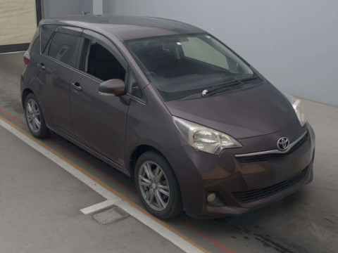 2012 Toyota Ractis NCP120[2]