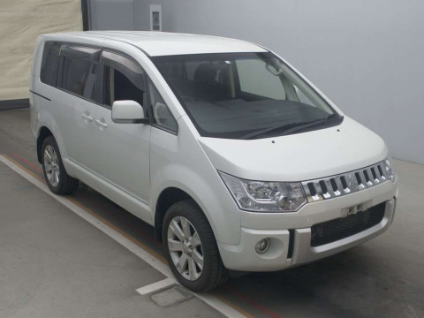 2018 Mitsubishi Delica D5 CV1W[2]