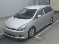 2004 Toyota Wish