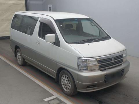 1999 Nissan Elgrand ALE50[2]