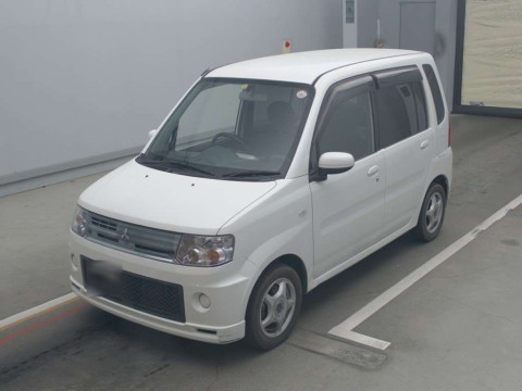 2010 Mitsubishi Toppo H82A[0]