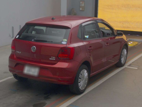 2015 Volkswagen Polo 6RCJZ[1]