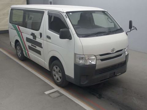 2015 Toyota Hiace Van KDH201V[2]