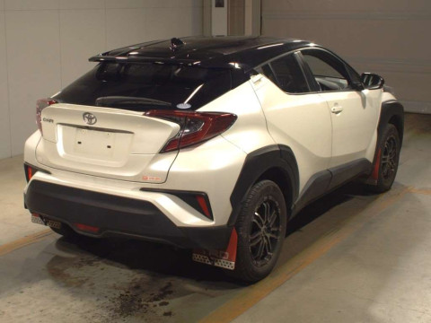 2019 Toyota C-HR NGX50[1]