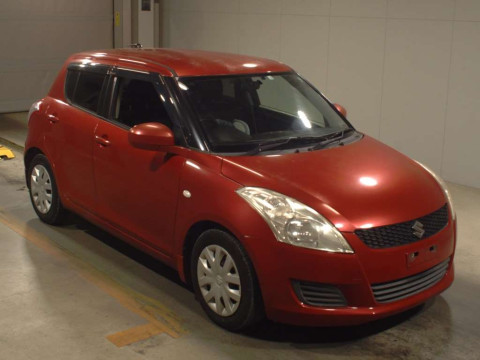 2012 Suzuki Swift ZC72S[2]