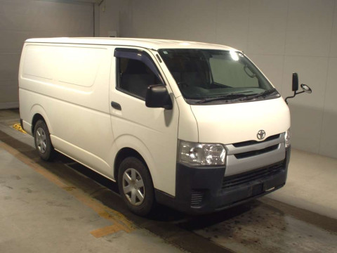 2015 Toyota Regiusace Van KDH201V[2]