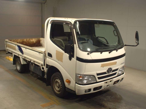 2013 Toyota Dyna Truck KDY231[2]