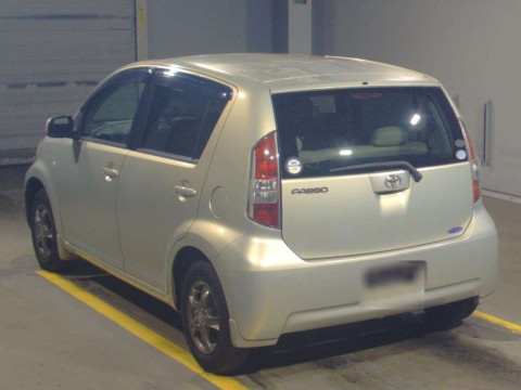 2006 Toyota Passo QNC10[2]