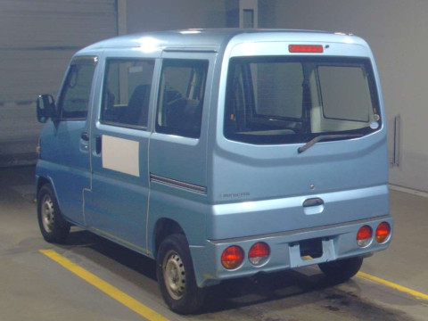 2011 Mitsubishi Minicab Van U61V[2]