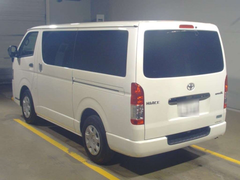 2022 Toyota Hiace Van GDH201V[2]