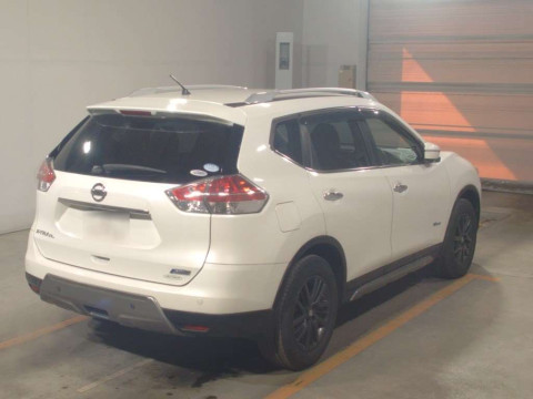 2016 Nissan X-Trail HNT32[1]