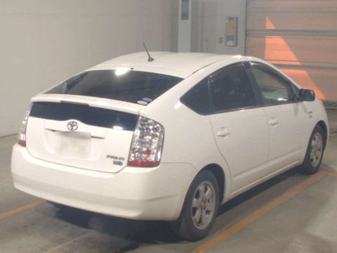 2010 Toyota Prius NHW20[1]