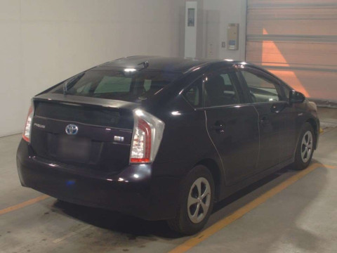 2012 Toyota Prius ZVW30[1]