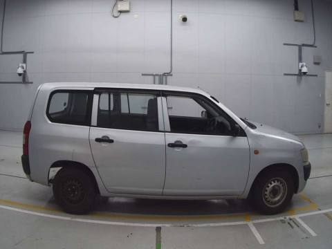 2004 Toyota Probox Van NCP50V[2]