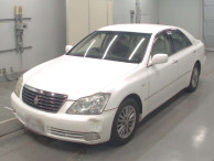 2005 Toyota Crown